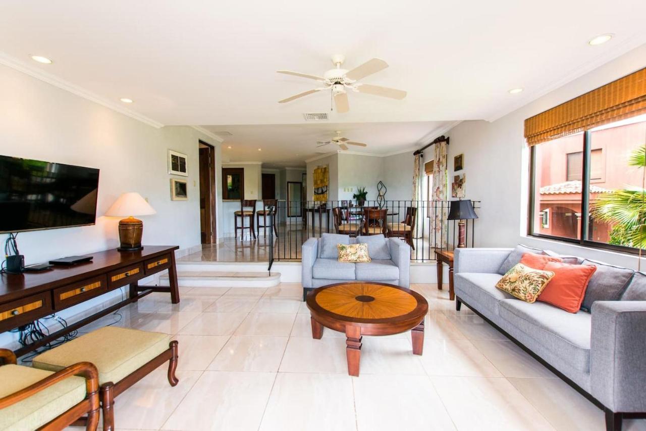 Exclusive Home On Golf Course At Reserva Conchal Is Stunning Inside And Out Playa Conchal Exterior photo